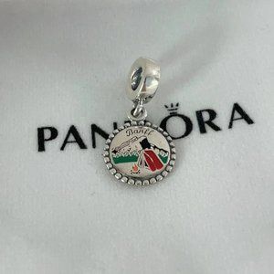 Pandora Canada Banff Exclusive Charm